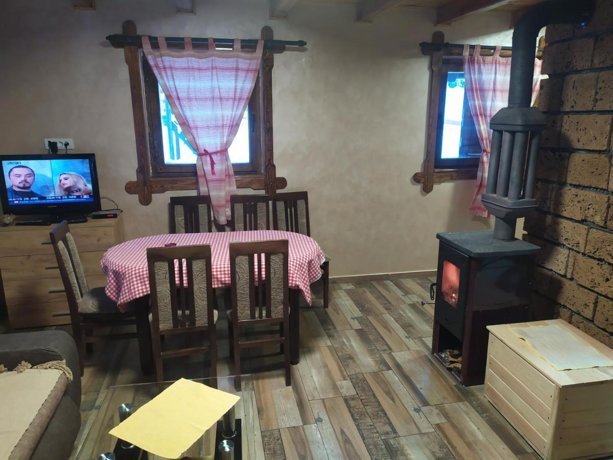 Vila Balerina Mitrovac Exteriör bild
